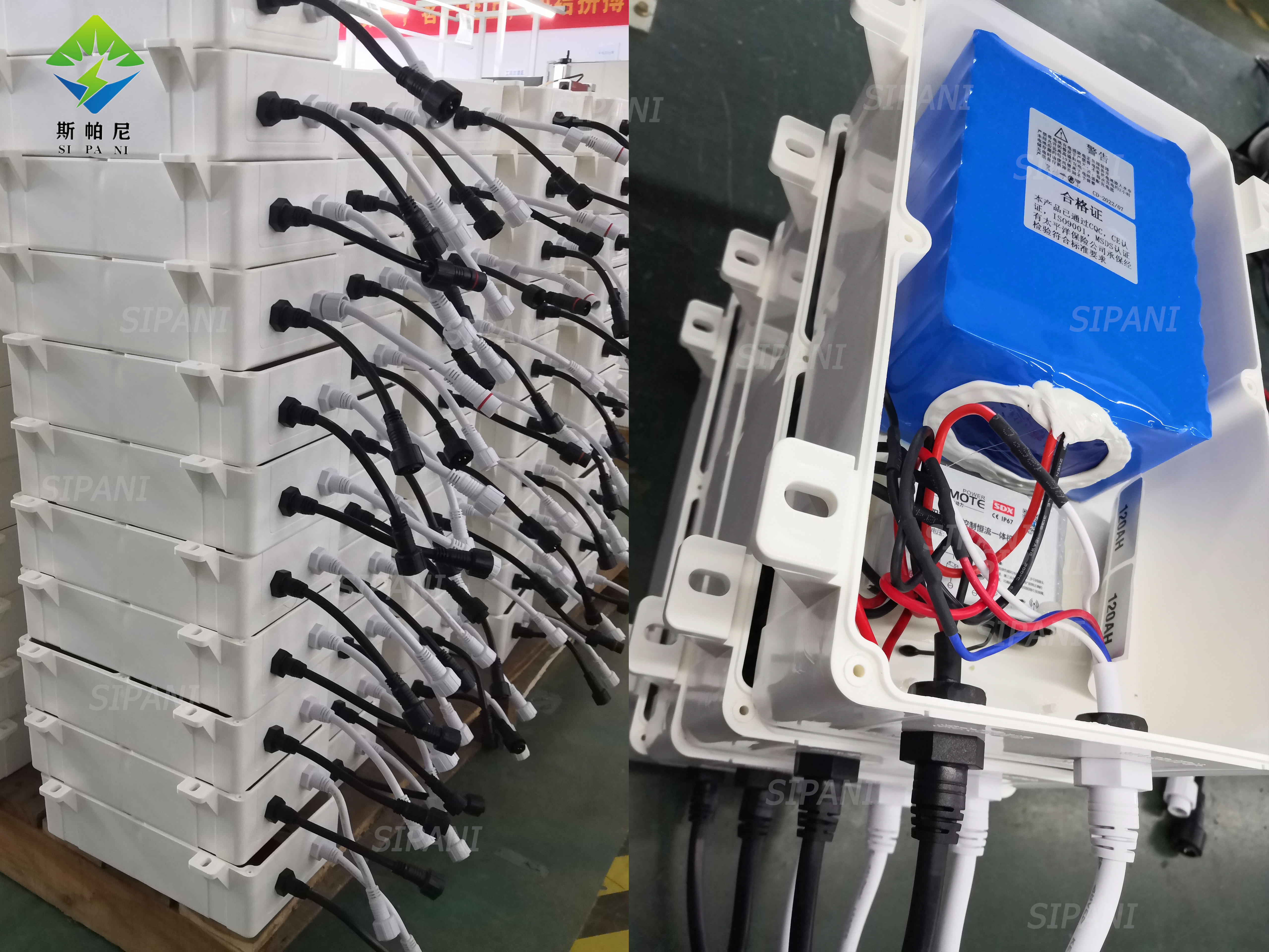 25,6 V 6 Ah ~ 60 Ah Steuerung integrierter wasserdichter wiederaufladbarer Lithium-Akku für 20 W 40 W 160 W Solar-LED-Straßenlaterne